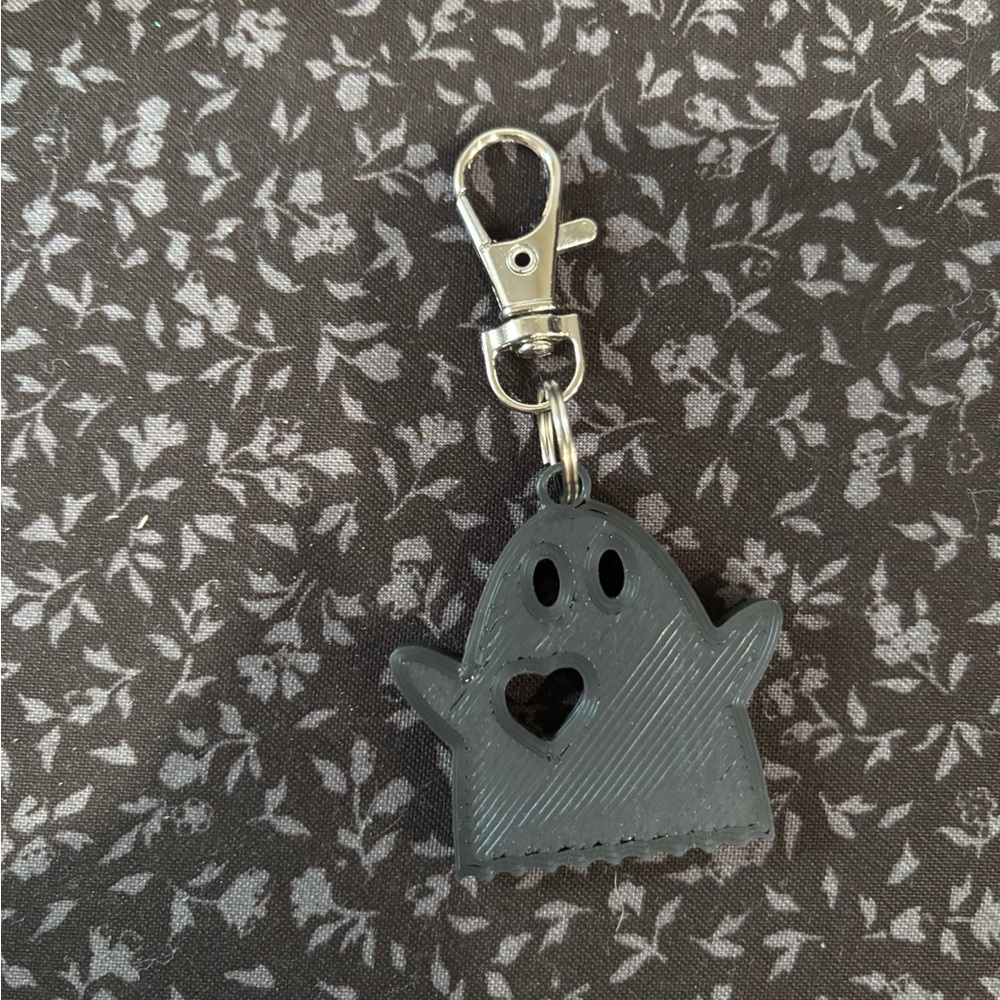 Halloween Themed Keychains Set - Picture 4 of 7